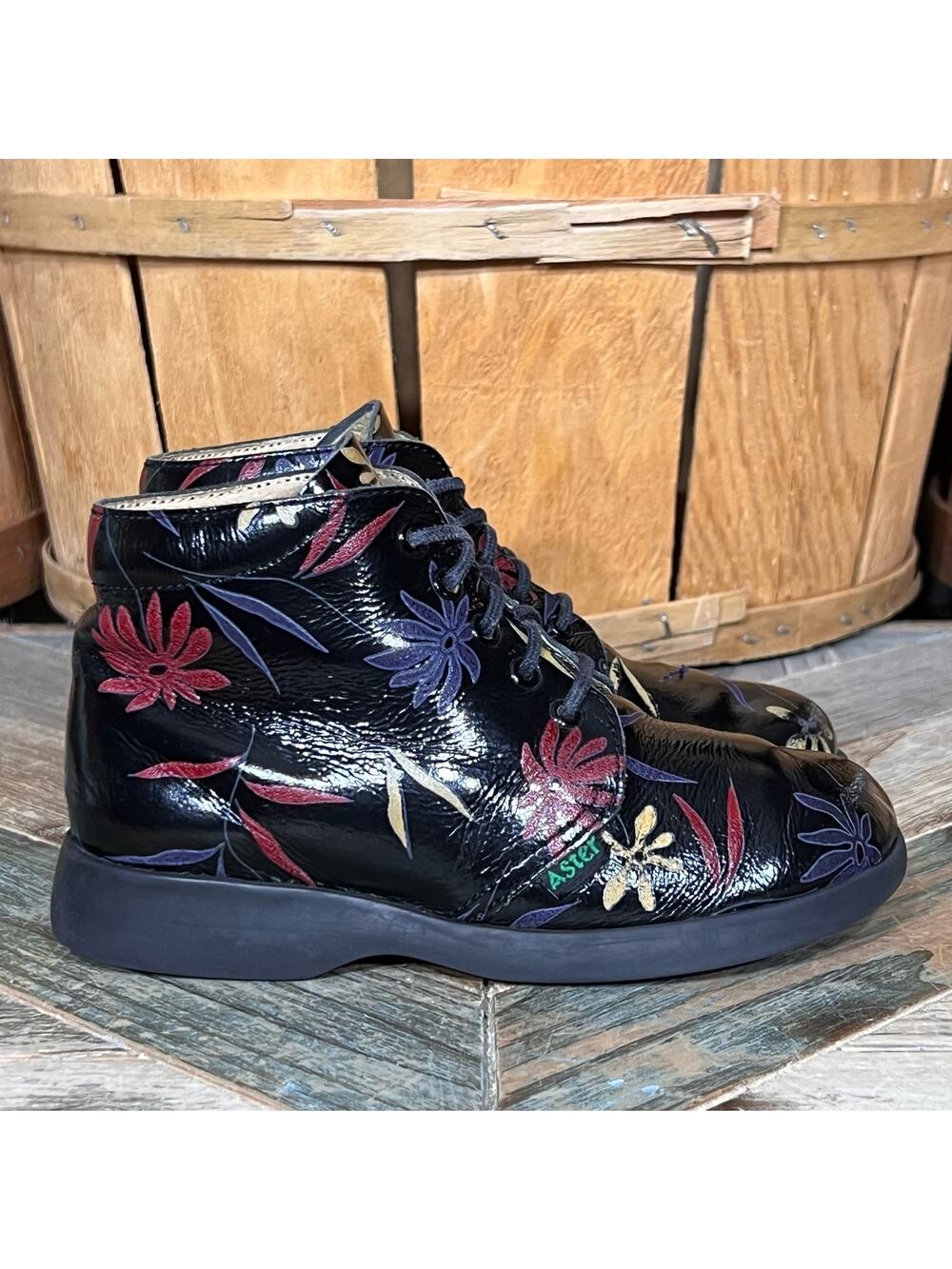 Aster Black Patent Leather Floral Flowers Multicolor Lace-Up Boots Youth EU 29